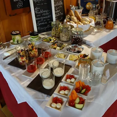 Гостевой дом Gaestehaus Daurer Reinsberg