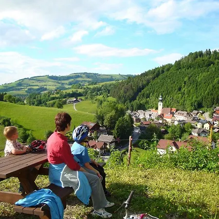 게스트하우스 Gaestehaus Daurer Reinsberg